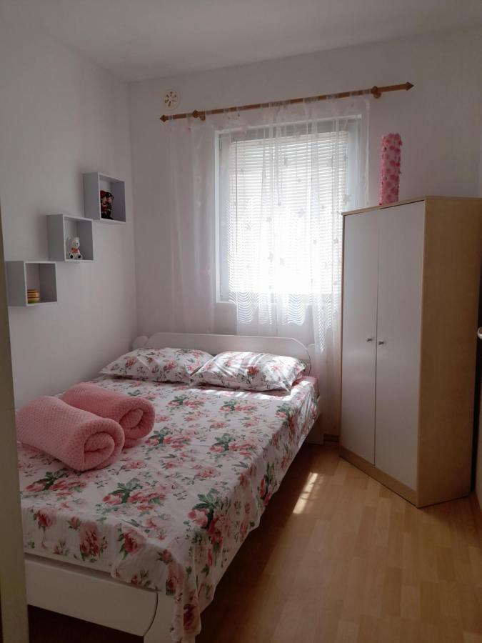 Apartmani Plesa Vir Exterior photo