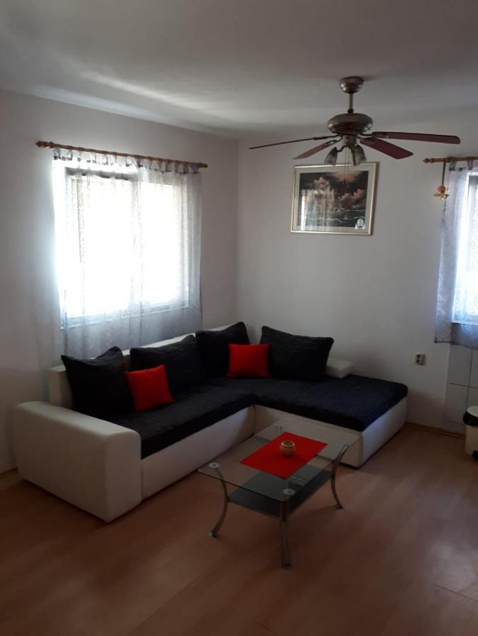 Apartmani Plesa Vir Exterior photo